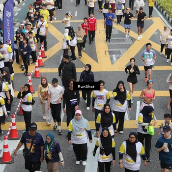 Runner Photo 4583093