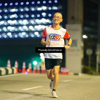 Runner Photo 4583341