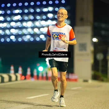 Runner Photo 4583345