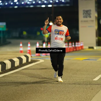 Runner Photo 4583388