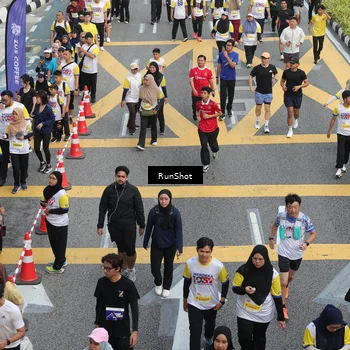 Runner Photo 4583640