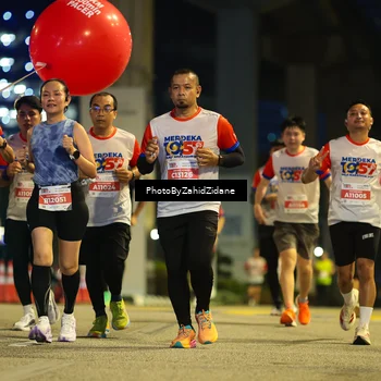 Runner Photo 4583643