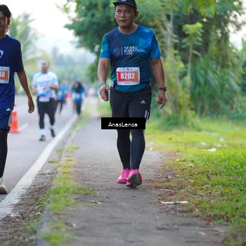 Runner Photo 4583649