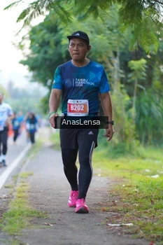Runner Photo 4583661