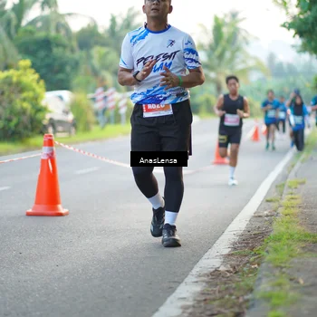 Runner Photo 4583679