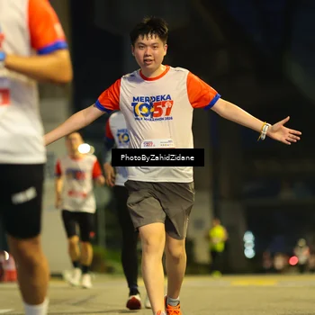 Runner Photo 4583699