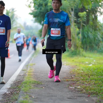 Runner Photo 4583743