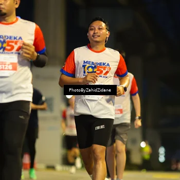 Runner Photo 4583765