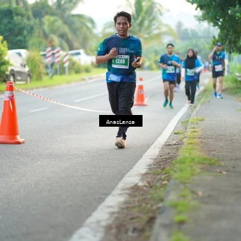 Runner Photo 4583850