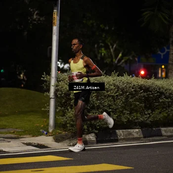 Runner Photo 4584170