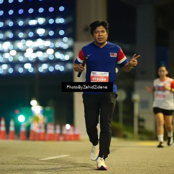 Runner Photo 4584176
