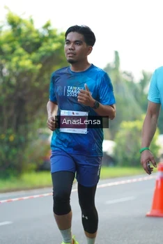 Runner Photo 4584186