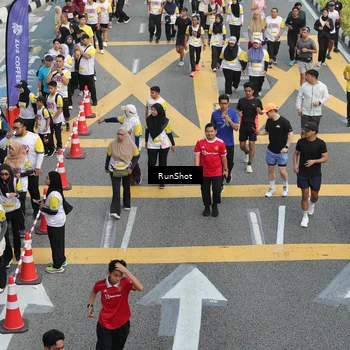 Runner Photo 4584222