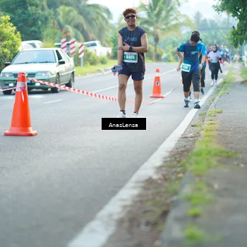 Runner Photo 4584255