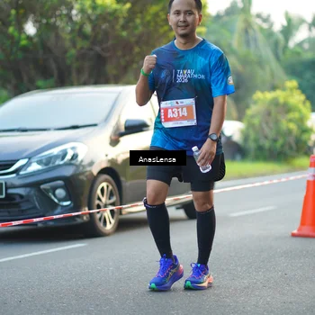 Runner Photo 4584275
