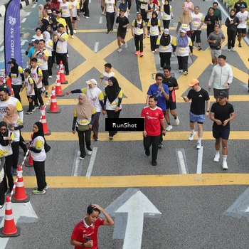 Runner Photo 4584353