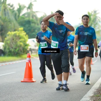 Runner Photo 4584372