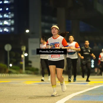 Runner Photo 4584385