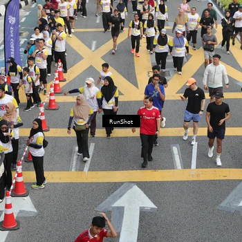 Runner Photo 4584412
