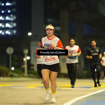 Runner Photo 4584416