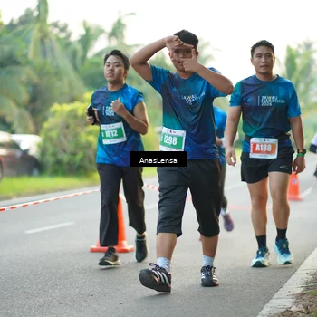 Runner Photo 4584425