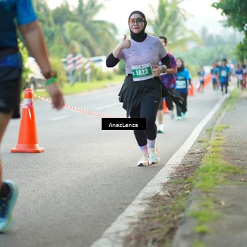 Runner Photo 4584446