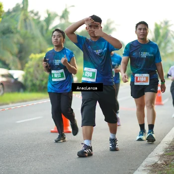 Runner Photo 4584463