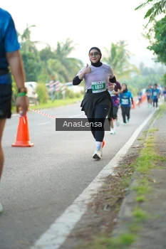 Runner Photo 4584467