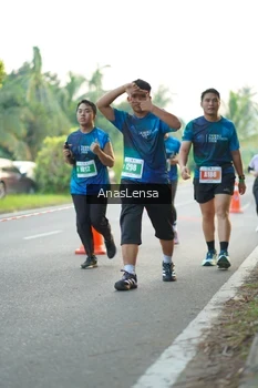 Runner Photo 4584469
