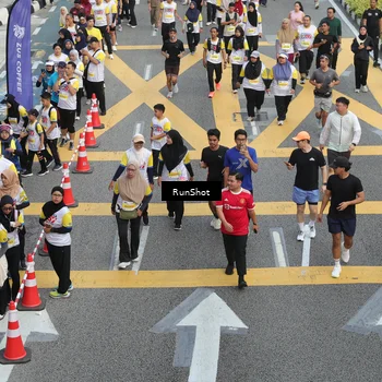 Runner Photo 4584553