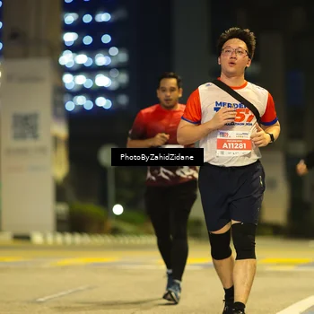 Runner Photo 4584678