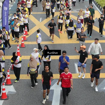 Runner Photo 4584687