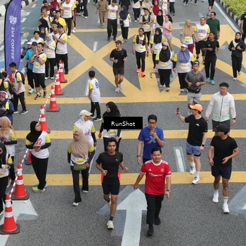Runner Photo 4584702