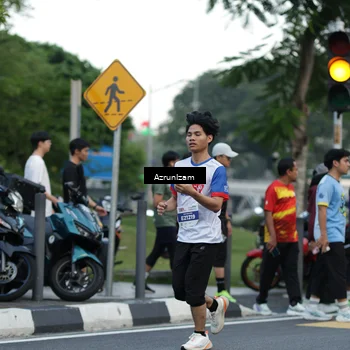 Runner Photo 4584753