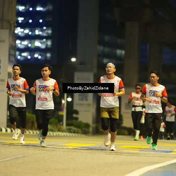 Runner Photo 4584842