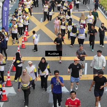Runner Photo 4584890