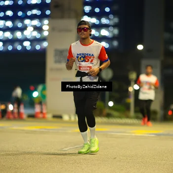 Runner Photo 4584924