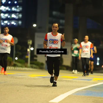 Runner Photo 4584975