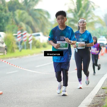 Runner Photo 4585004
