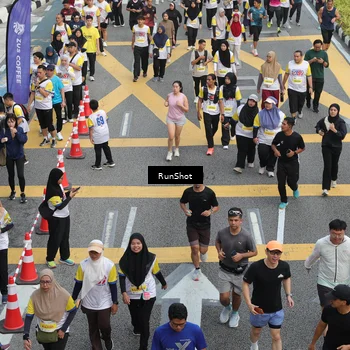 Runner Photo 4585099