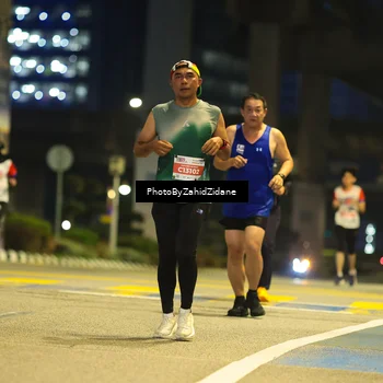 Runner Photo 4585123
