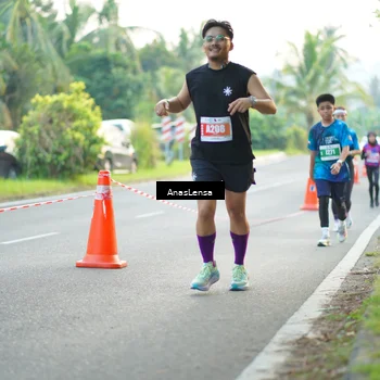 Runner Photo 4585124