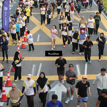 Runner Photo 4585143