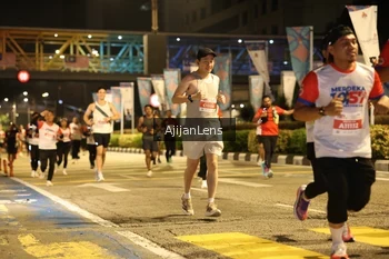 Runner Photo 4585203