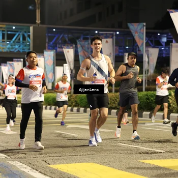 Runner Photo 4585209