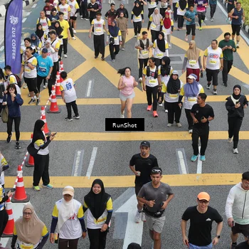 Runner Photo 4585213