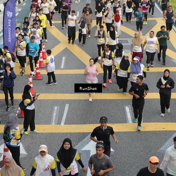 Runner Photo 4585276