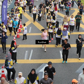 Runner Photo 4585313