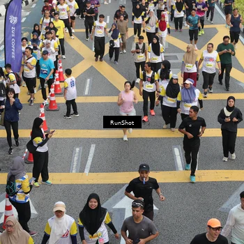 Runner Photo 4585315