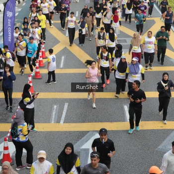 Runner Photo 4585337